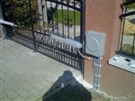 Esempio di installazione dell’automazione NICE Wingo